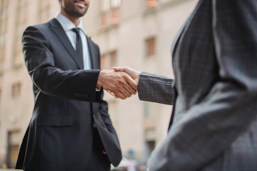 How to Close Deals and Get Early Customers for Your Startup
